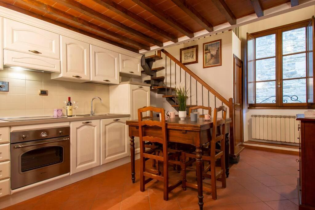 Demedici Apt W/ 2Br 1' Walk Uffizi & Ponte Vecchio Apartment Florence Exterior photo